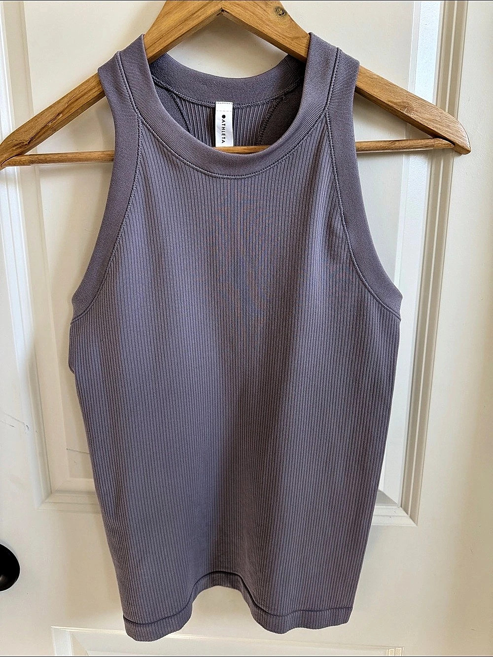 Athleta Ribbed Tank Top in Purple Size Small Like New
